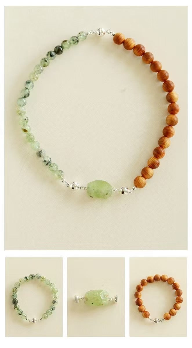 Thuja Wood and Prehnite Stontes Necklace